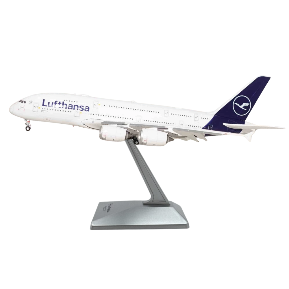 RBF YY 1:400 Lufthansa A380 flaps down D YY38001F