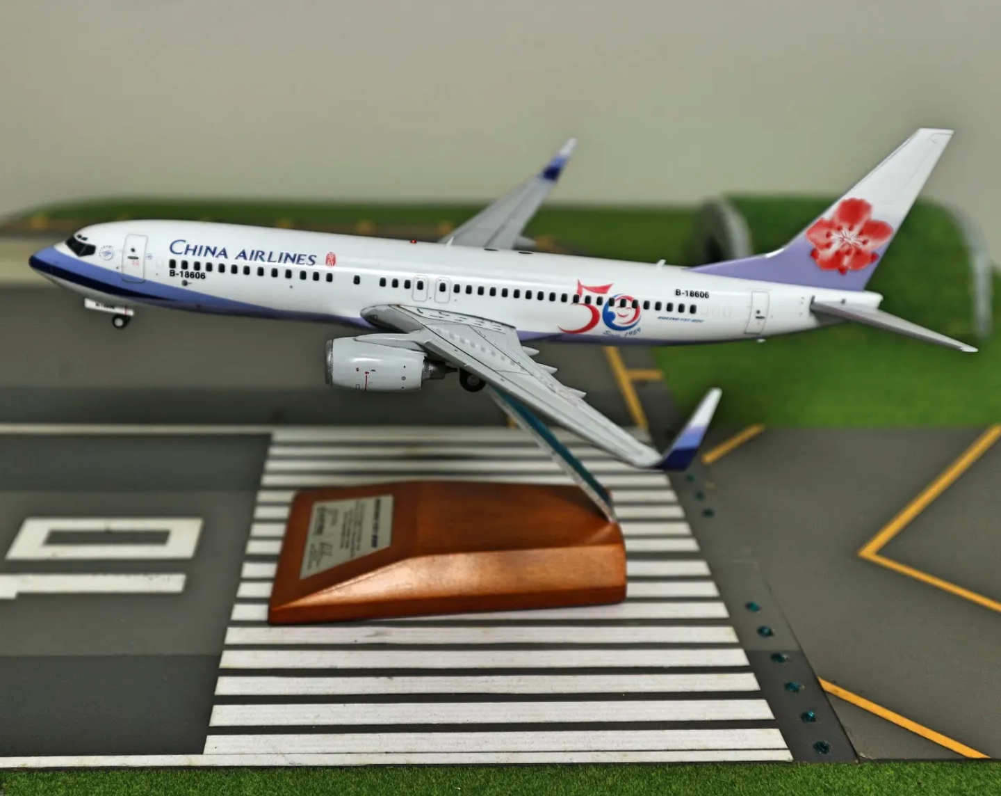 RBF現貨 ALB 金屬 1:200 CHINA AIRLINES 737-800 50TH B- ALB2CI02 *free shipping* 全球免運費