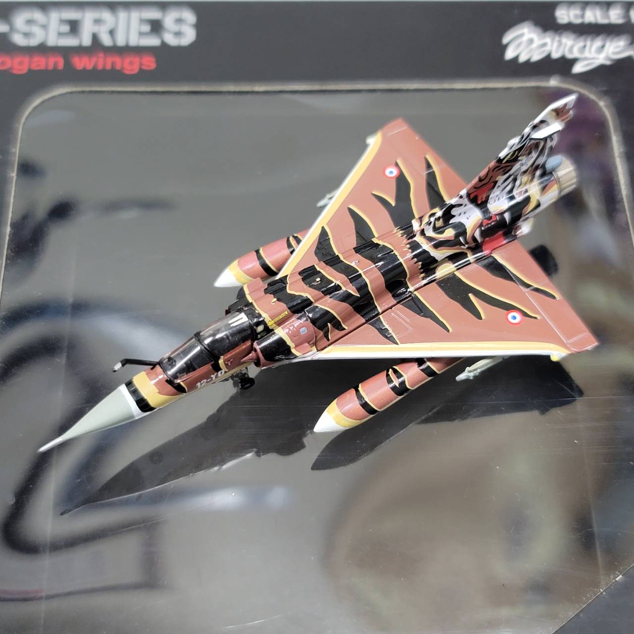 RBF現貨 HOGAN 1:200 Mirage 2000C 12-YO EC 1 12 Cam HG7273 *free shipping* 全球免運費