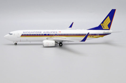 RBF絕版 JC 金屬 1:200 SINGAPORE 737-800 9V-MGA EW2738015 *free shipping* 全球免運費