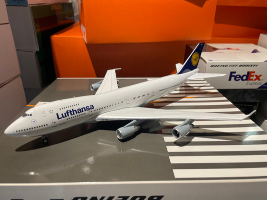 RBF絕版 J-FOX 金屬 1:200 747-230BM LUFTHANSA D-ABYM JF-747-2-023 *free shipping* 全球免運費