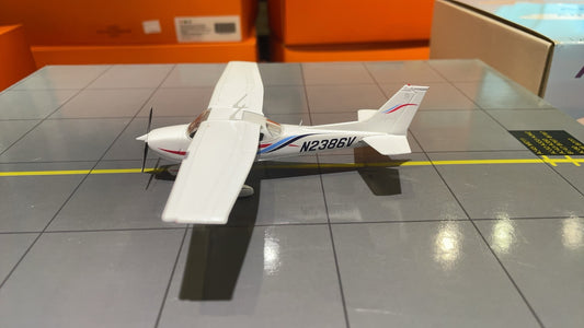 RBF絕版  1:72 Cessna 172R Skyhawk N2386V GGCES010 *free shipping* 全球免運費