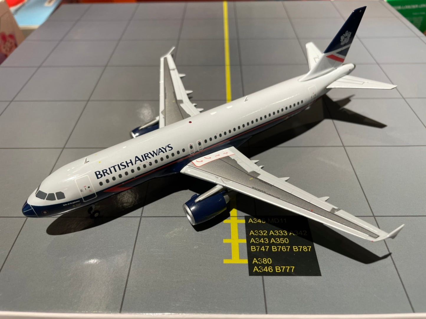 RBF絕版 JC 金屬 1:200 BRITISH A320 G-BUSI EW2320006 *free shipping* 全球免運費
