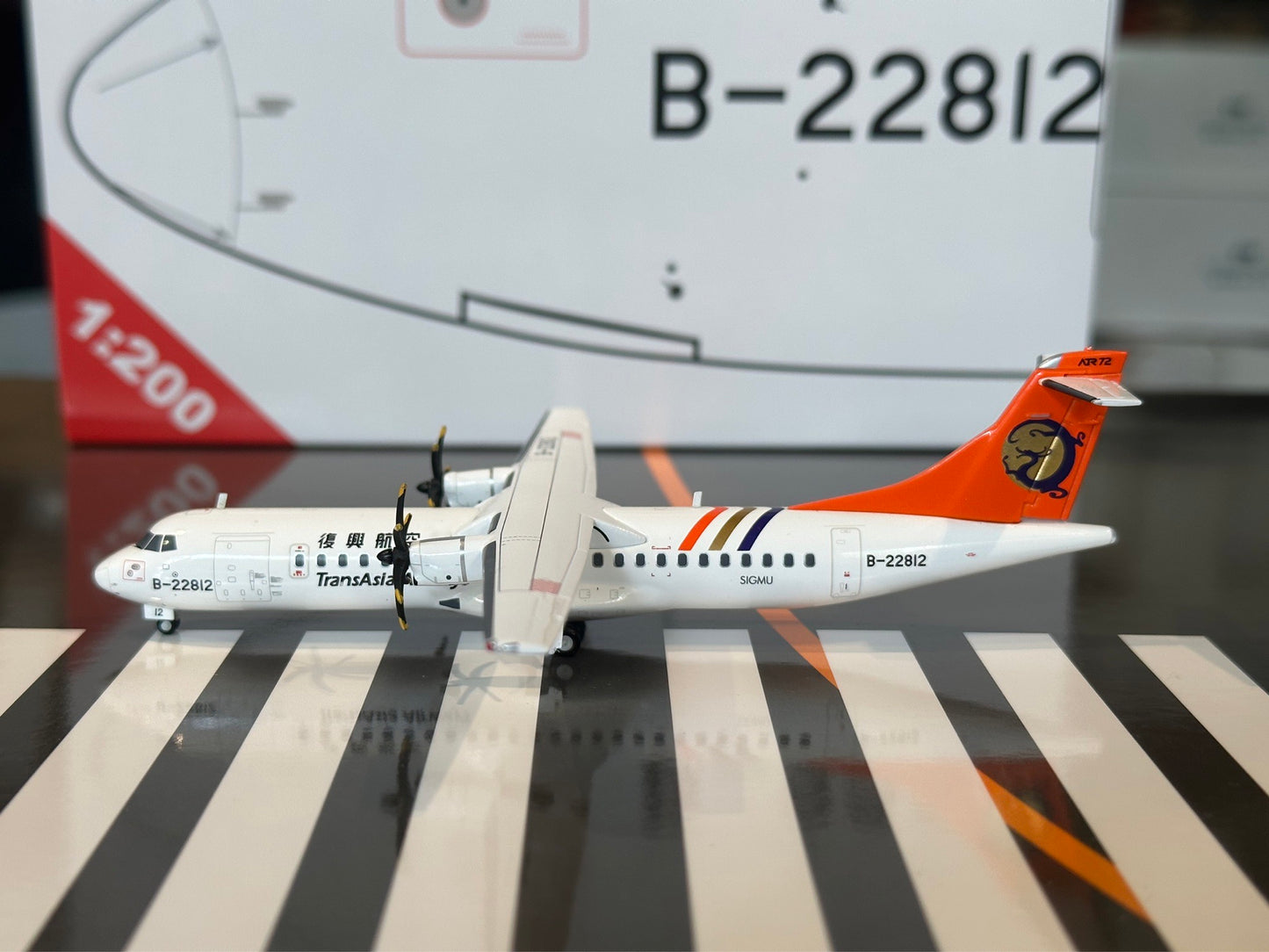 RBF現貨 ALB 金屬 1:200 TRANSASIA ATR 72-500 B-22812 ALB2TNA725 *free shipping* 全球免運費