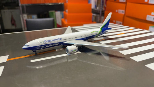 RBF絕版 PHOENIX 金屬 1:400 777-200 BOEING N772NT PH11566 *free shipping* 全球免運費