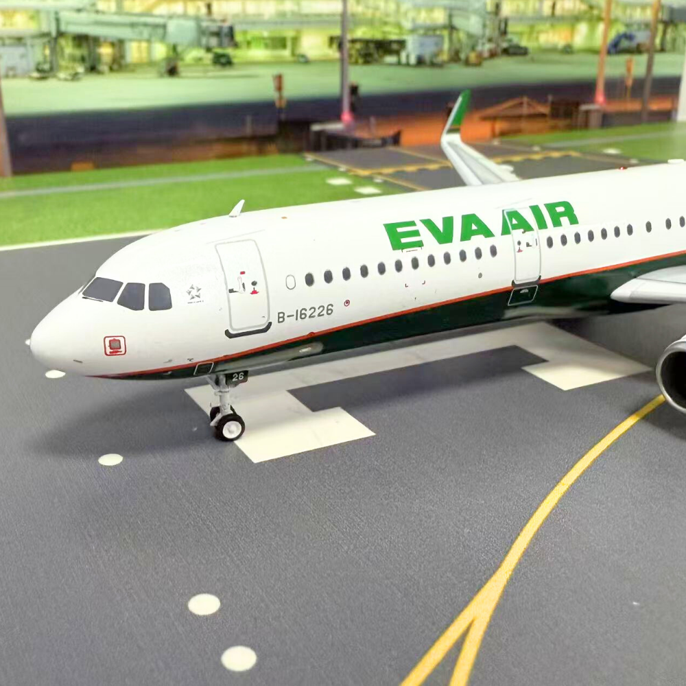 RBF-Modell ALB Modell 1:200 EVA A321 B-16226 ALB216226 *kostenloser Versand* Produktbeschreibung