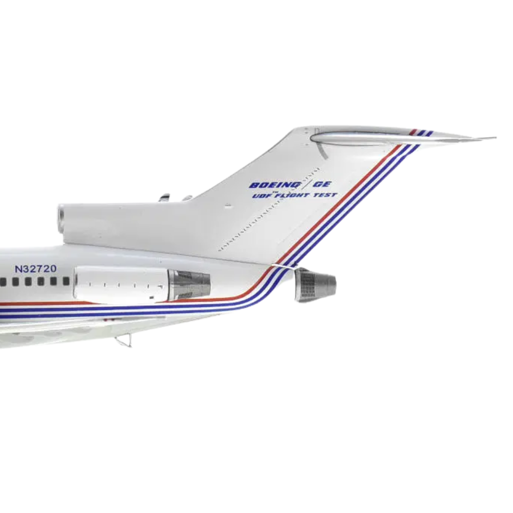 RBF現貨 JC 金屬 1:200 House Color 727-100 UDF Flight XX20413 *kostenloser Versand* 全球免運費