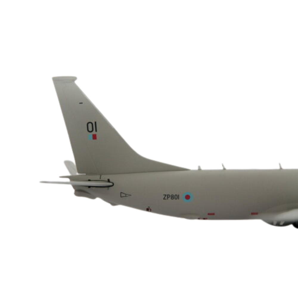 RBF現貨 GJ Modell 1:200 P-8A Poseidon Royal AIR FORCE G2RAF899 *kostenloser Versand* Produktbeschreibung