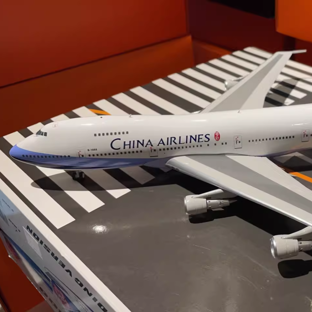 RBF現貨 ALB 金屬 1:200 CHINA AIRLINES 747-200 B-1888 ALB2CI888 *kostenloser Versand* 全球免運費