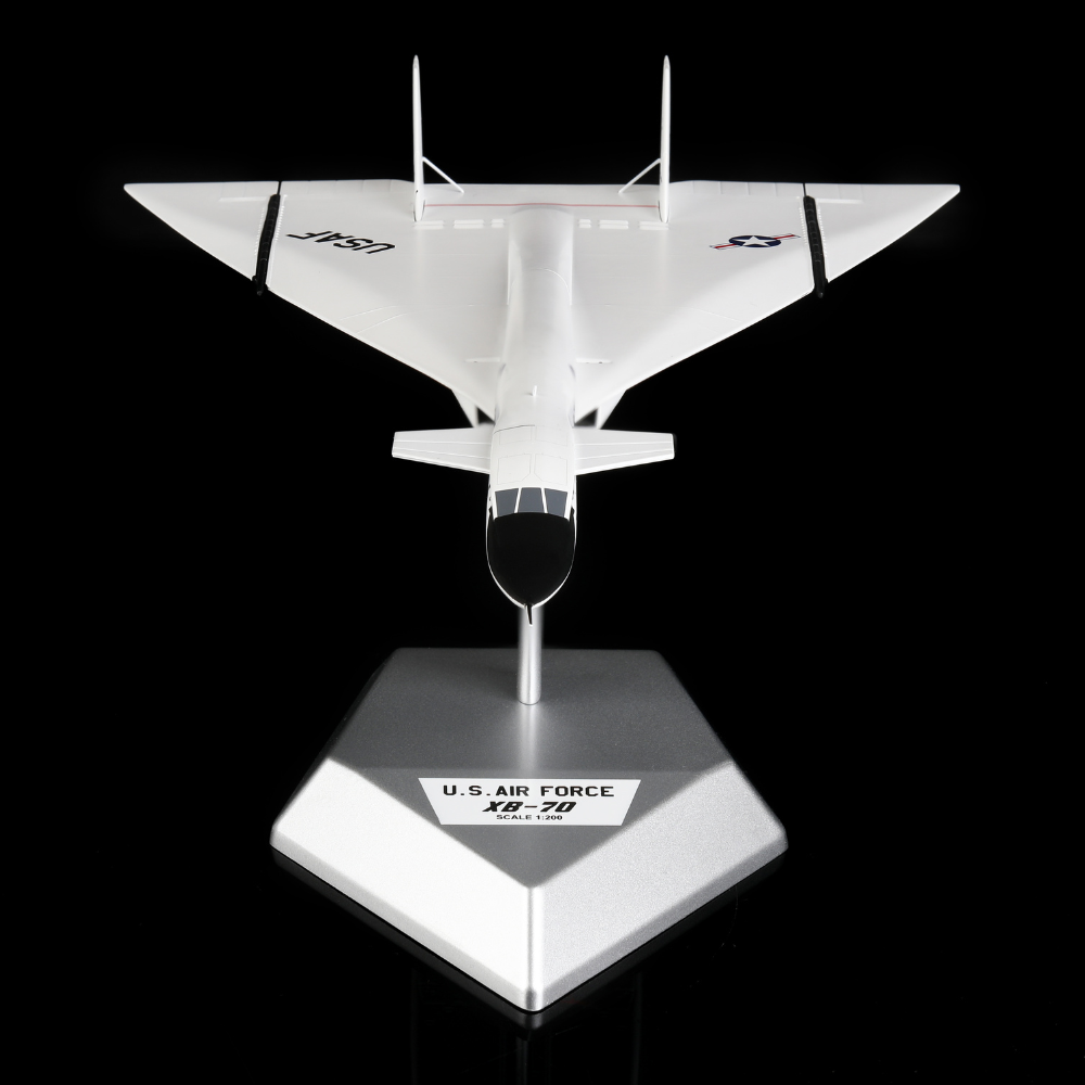 RBF現貨 SQ 金屬 1:200 XB-70 20001 L2081 *kostenloser Versand* Jetzt verfügbar