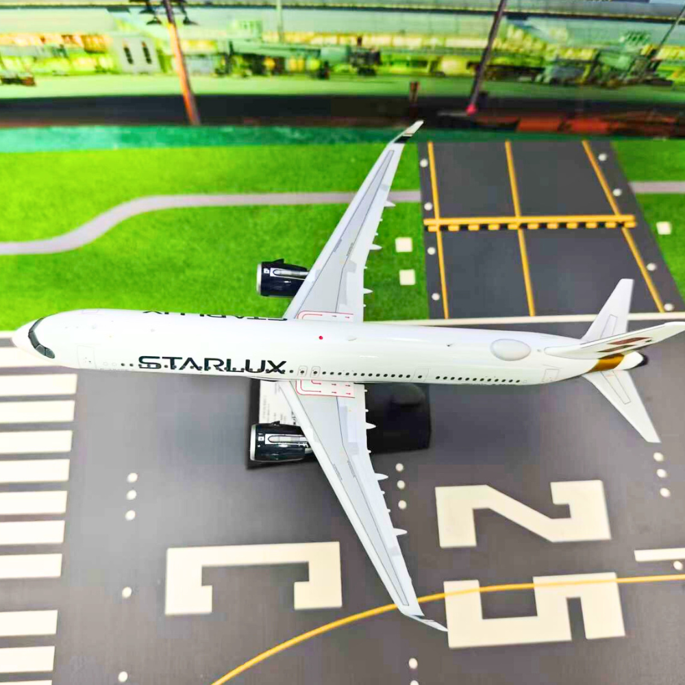 RBF現貨 ALB 1:200 STARLUX A321 B-58208 ALB2JX208 *kostenloser Versand* 全球免運費