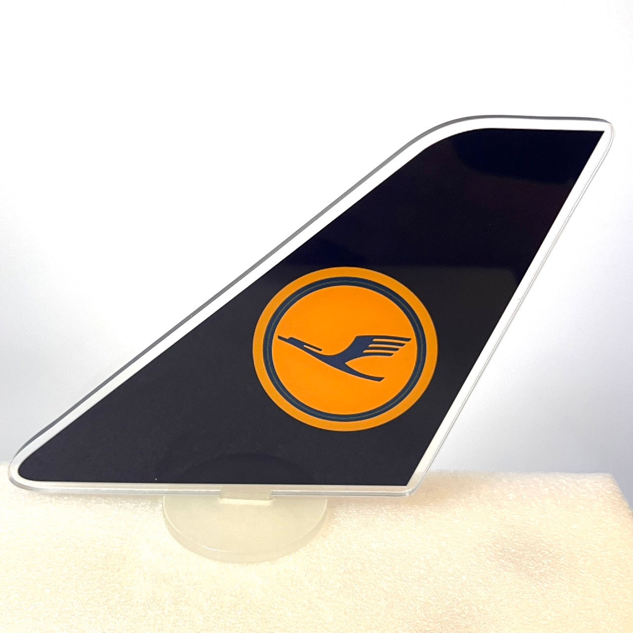 RBF絕版  Lufthansa plastic tail 12x16cm 飛機尾翼 A1216-T-LH *free shipping* 全球免運費