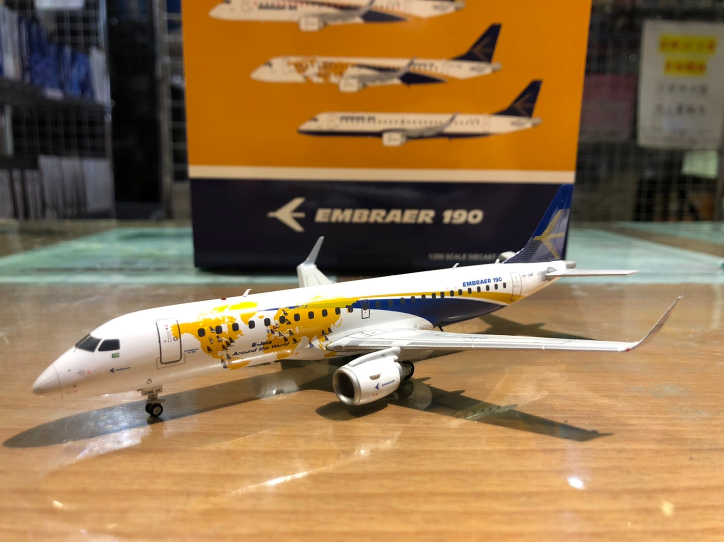 RBF現貨 JC 金屬  1:200 Embraer 190-100STD E-Jets Aro LH2221 *free shipping* 全球免運費